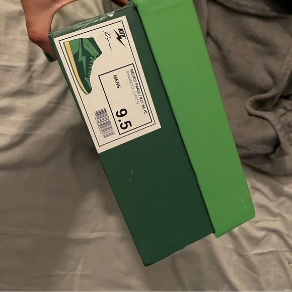 Air Kiy x reeves shoes - Picture 2 of 4